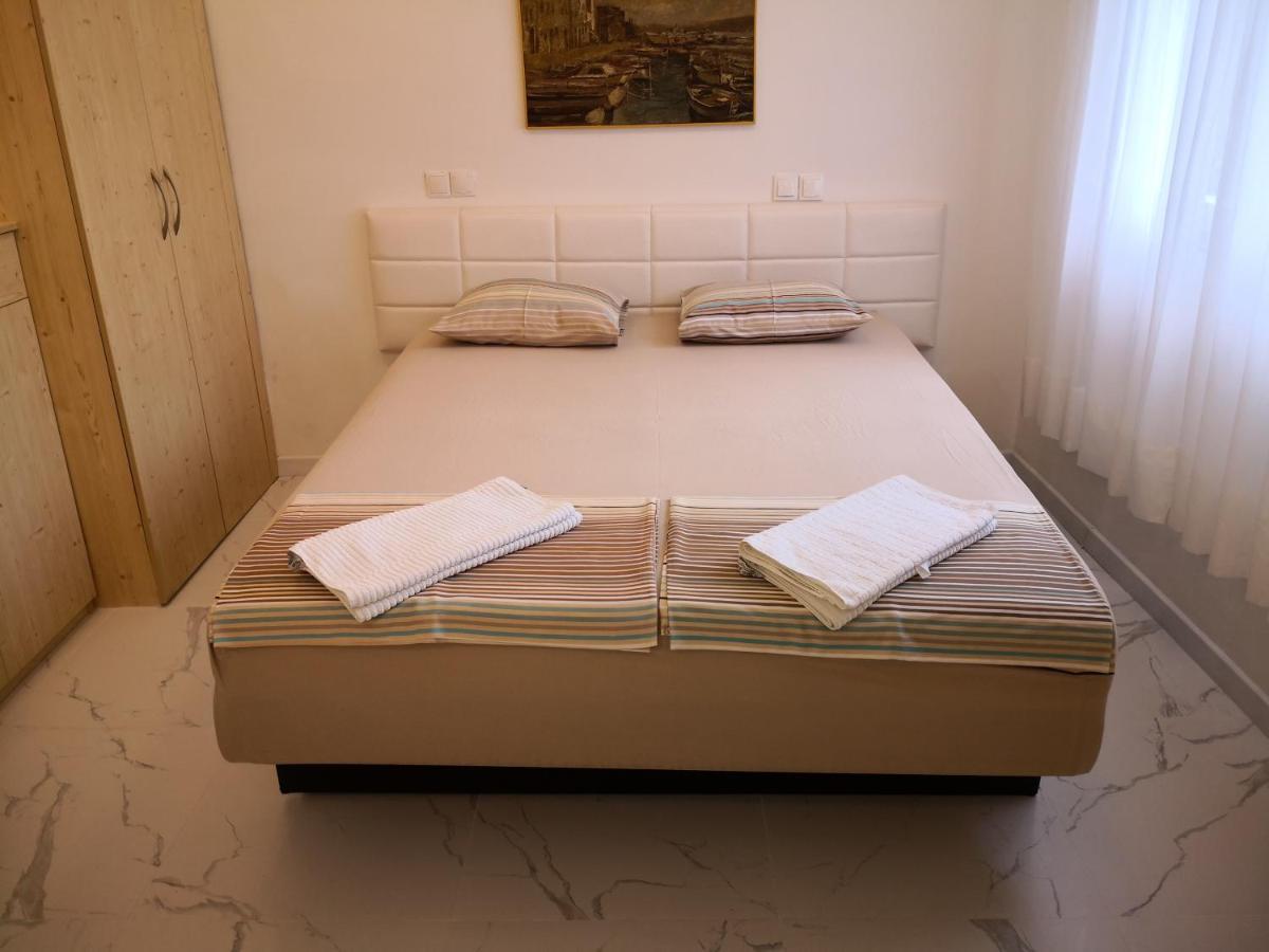 City Center Garden Apartments Sibenik Luaran gambar