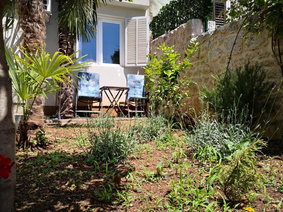 City Center Garden Apartments Sibenik Luaran gambar