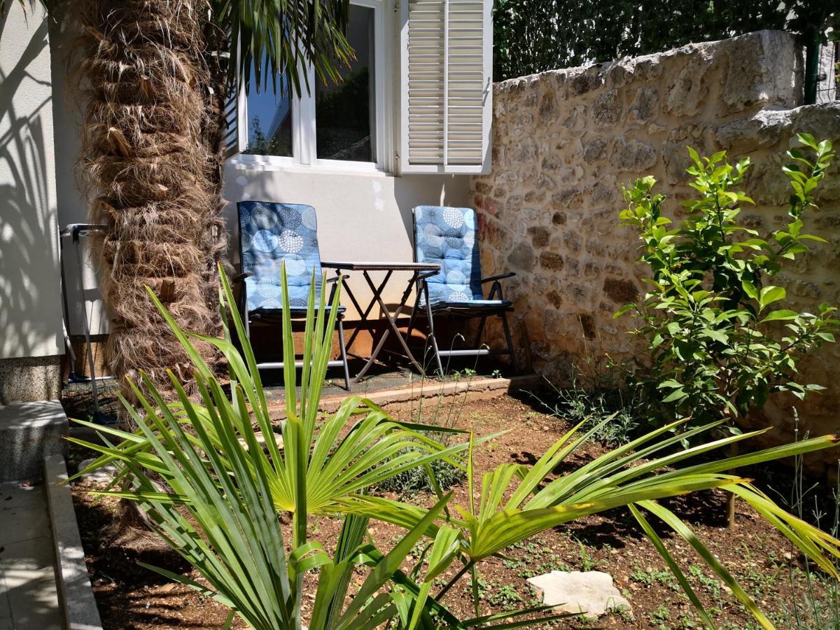 City Center Garden Apartments Sibenik Luaran gambar