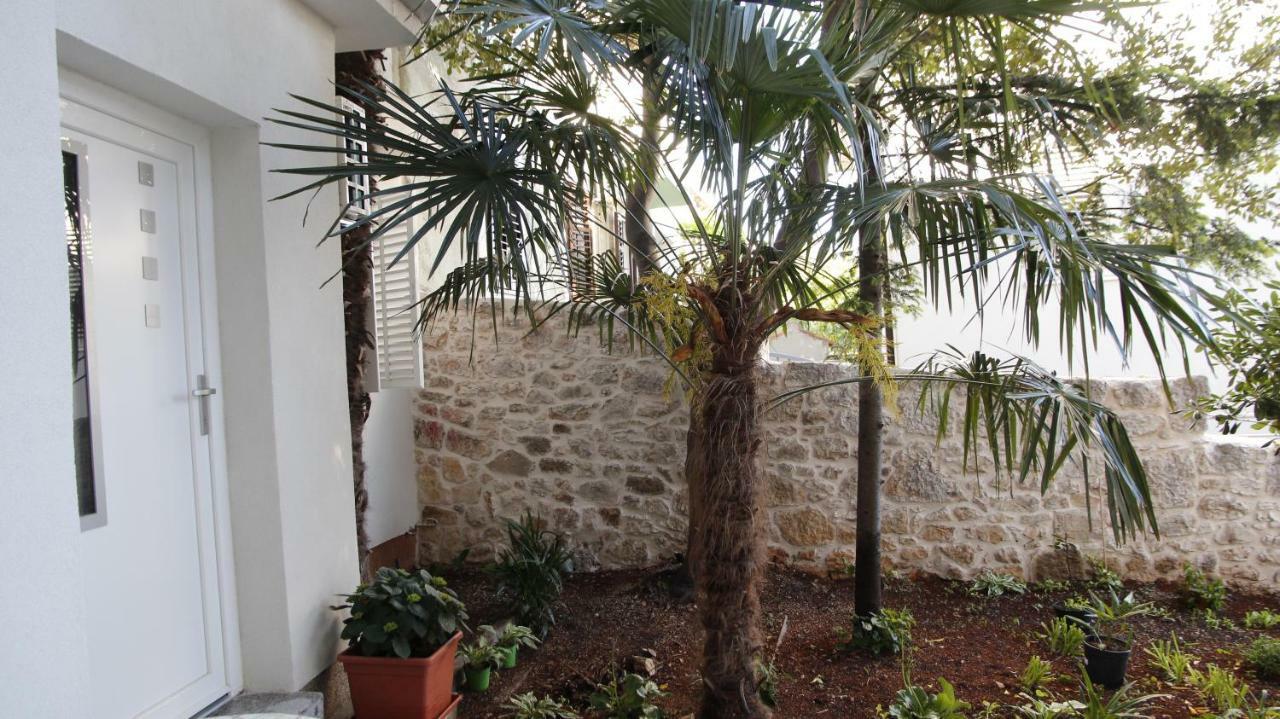 City Center Garden Apartments Sibenik Luaran gambar