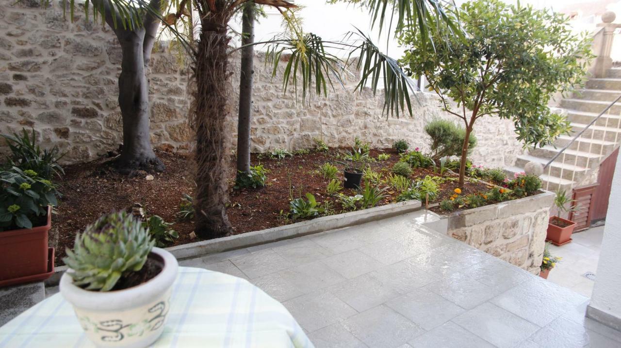City Center Garden Apartments Sibenik Luaran gambar