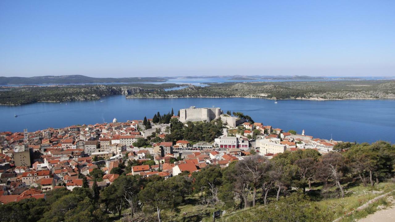 City Center Garden Apartments Sibenik Luaran gambar