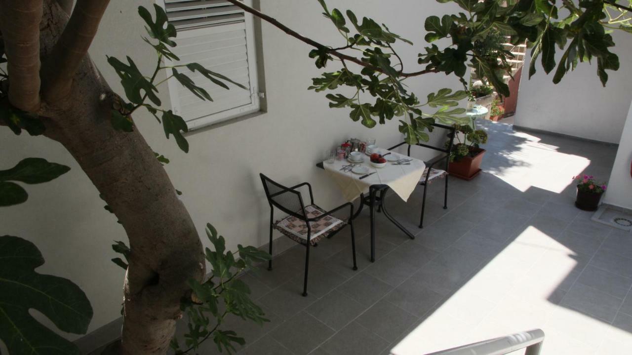 City Center Garden Apartments Sibenik Luaran gambar